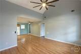 221 Oakwood Court - Photo 9