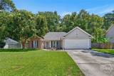 211 Longleaf Circle - Photo 1