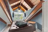 24 Van Horne Avenue - Photo 41