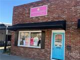 105 Laurel Street - Photo 1