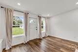 2223 Derenne Avenue - Photo 39
