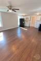 1611 Henry Street - Photo 3