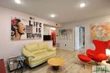 401 Cromwell Road - Photo 7
