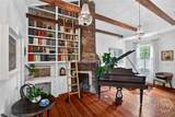 532 Charlton Street - Photo 6