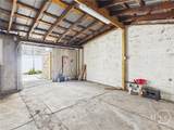 307 York - Photo 12