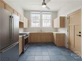 307 York - Photo 9