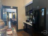 570 York Street - Photo 14