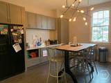 570 York Street - Photo 18
