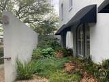 570 York Street - Photo 22