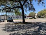 570 York Street - Photo 23