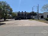 570 York Street - Photo 6