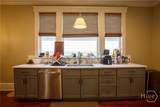 921 Waldburg Street - Photo 15