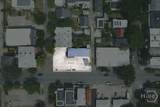 902 Montgomery Street - Photo 19