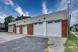 902 Montgomery Street - Photo 4