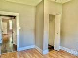 921 46 Street - Photo 10