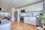 916 Maupas Avenue - Photo 26