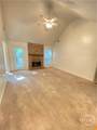 112 Oak Pointe Trail - Photo 4