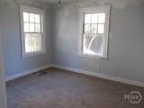 640 Maupas Avenue - Photo 11