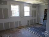 640 Maupas Avenue - Photo 12