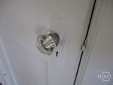640 Maupas Avenue - Photo 17