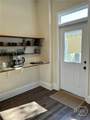 215 Hall Street - Photo 10