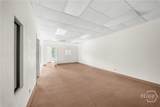 6409 Abercorn Street - Photo 9