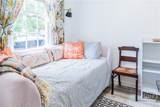 524 Charlton Street - Photo 8
