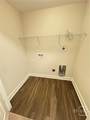 110 Regis Way - Photo 16