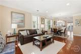 313 Lakeview Drive - Photo 3