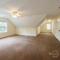 1315 - Upstairs Bonaventure Road - Photo 2