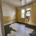 1102 Seiler Avenue - Photo 6