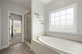440 Rivercrest Drive - Photo 14