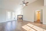 404 Sir Arthur Court - Photo 10