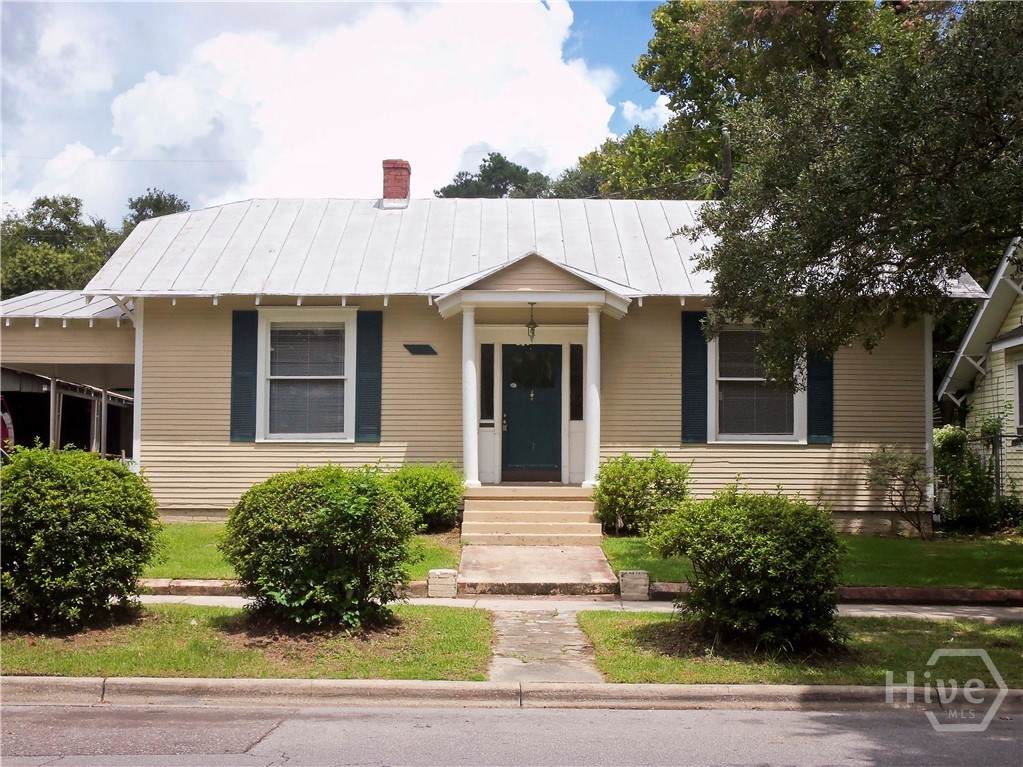1122 37th Street - Photo 1