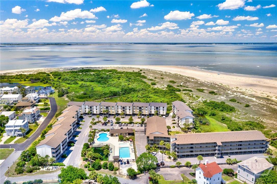 85 Van Horne Avenue - Photo 1