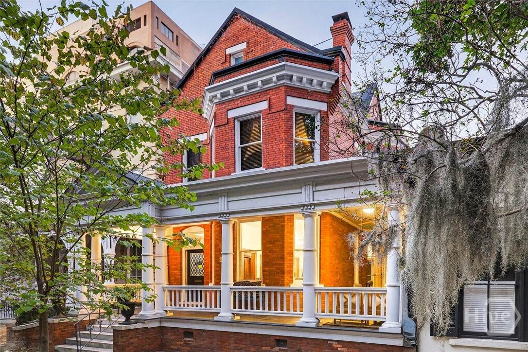 106 Harris Street - Photo 1