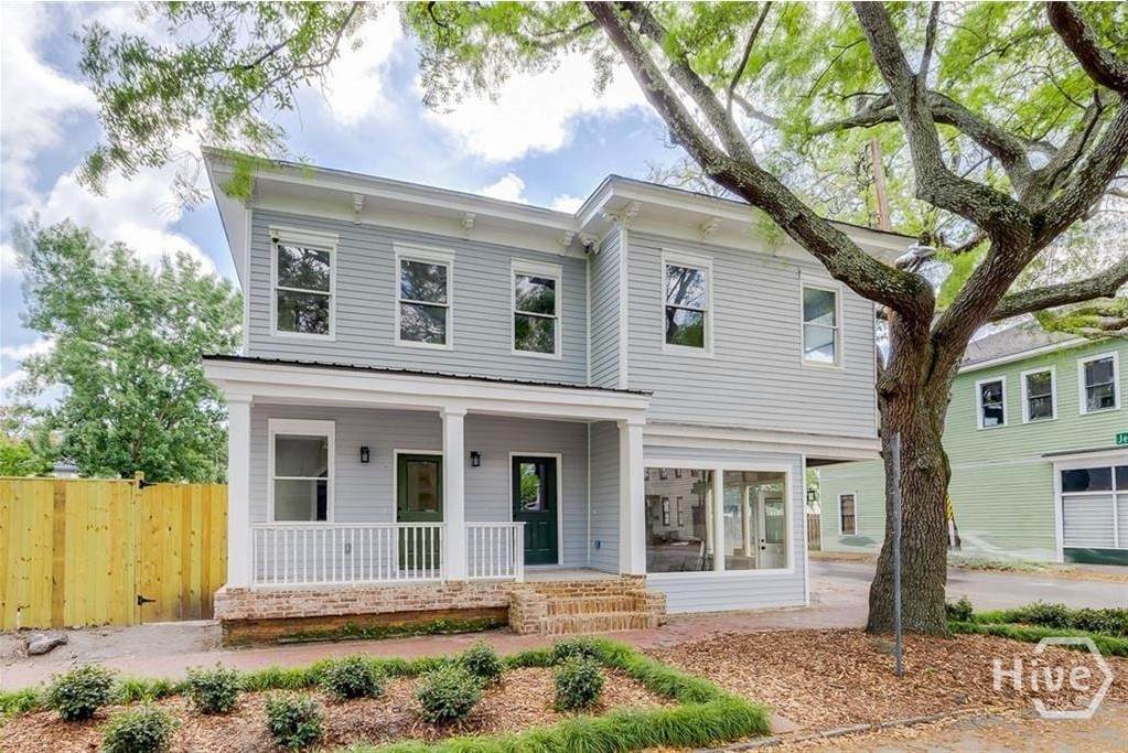 221 Duffy Street - Photo 1