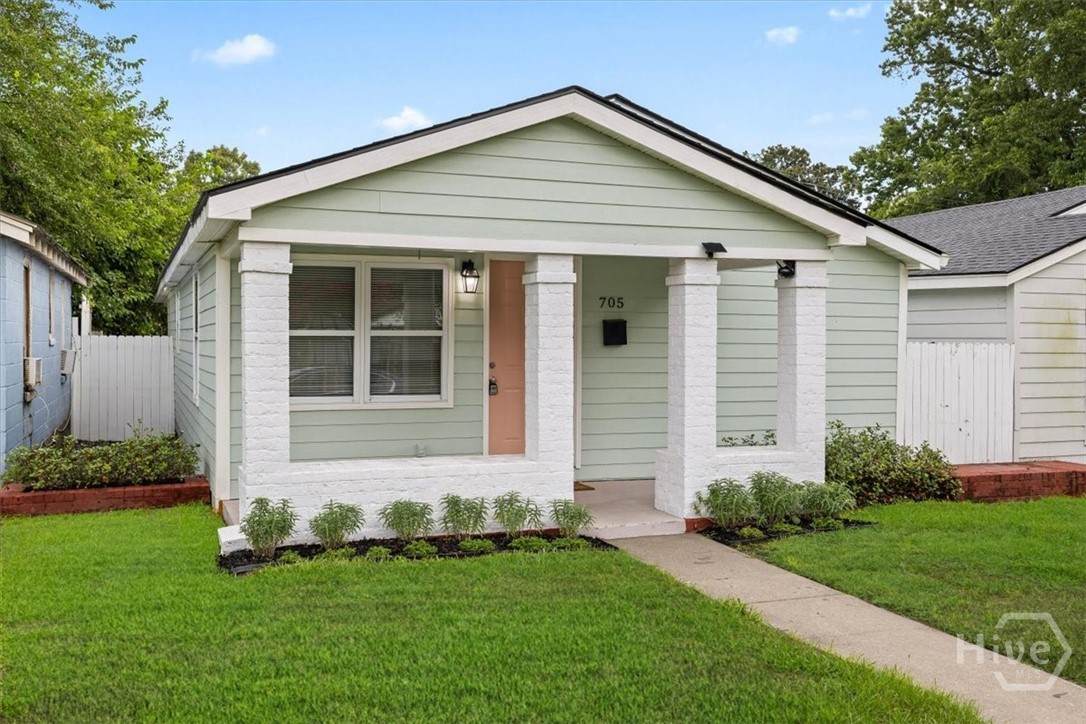 705 47th Street - Photo 1