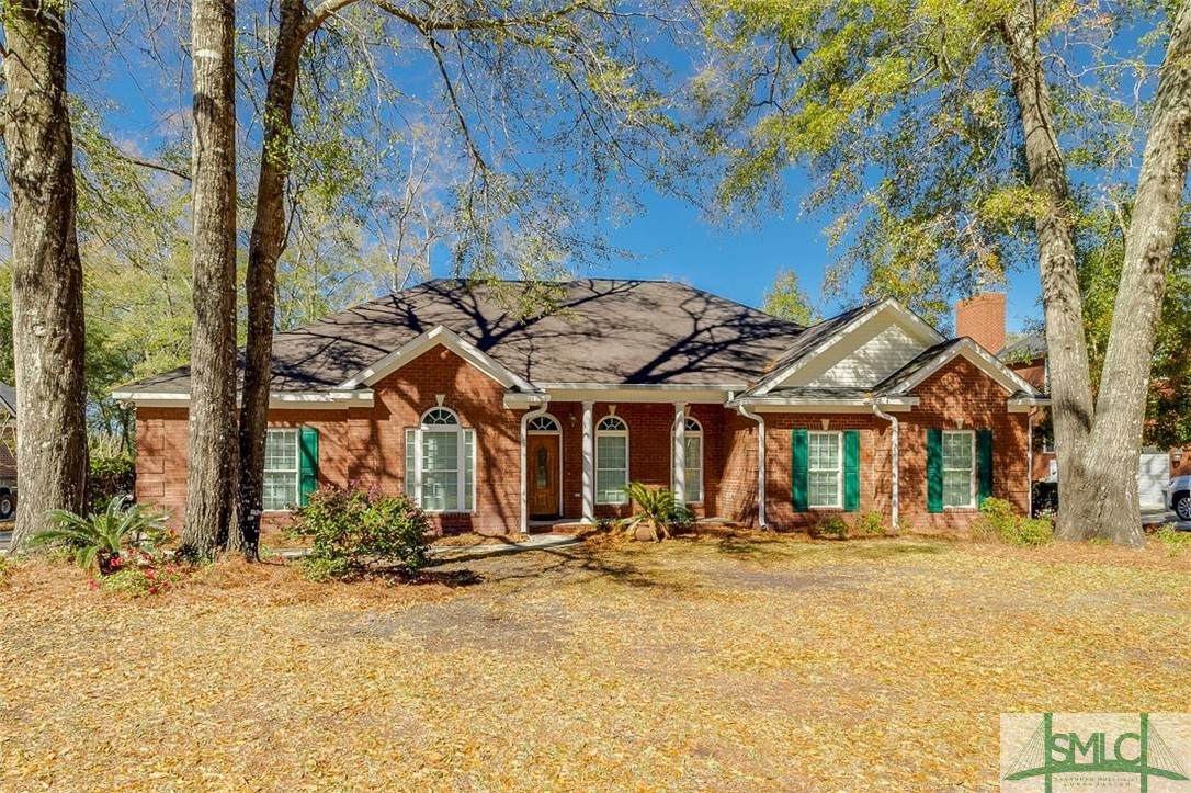 180 Royal Oak Drive - Photo 1