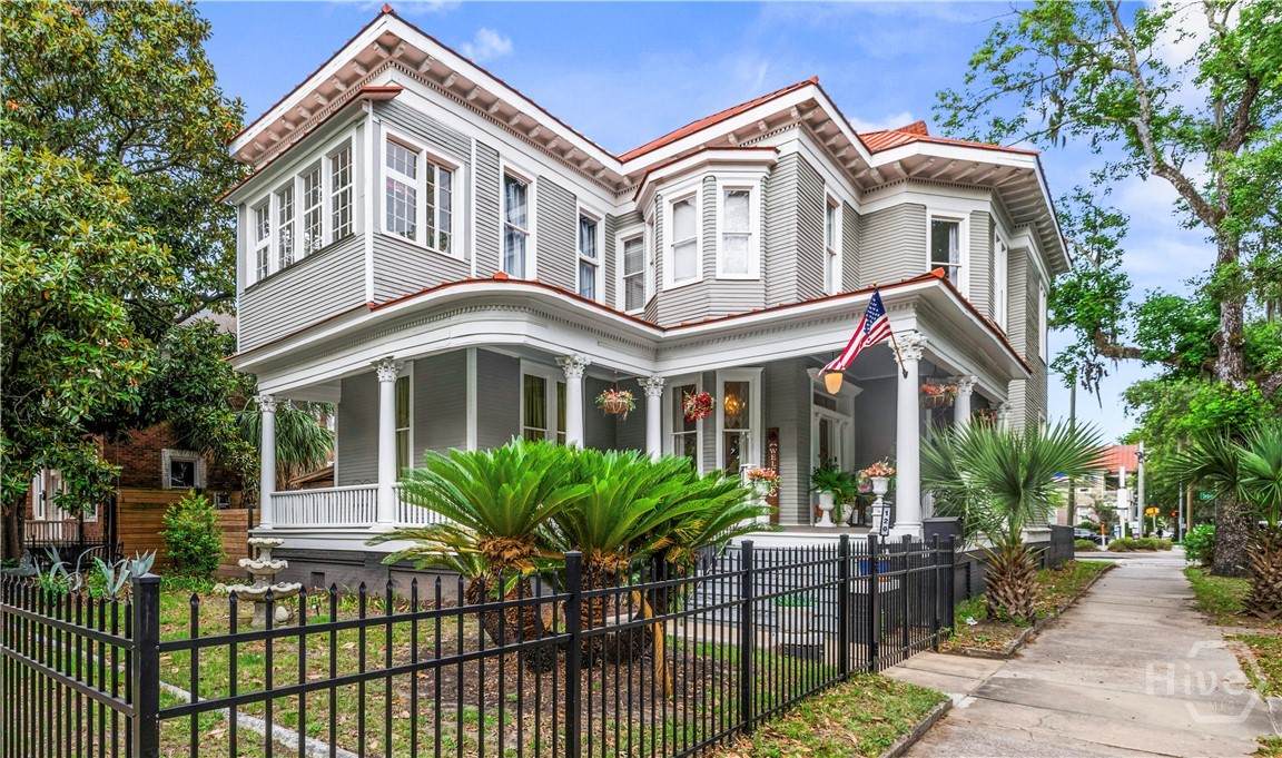 120 37th Street - Photo 1