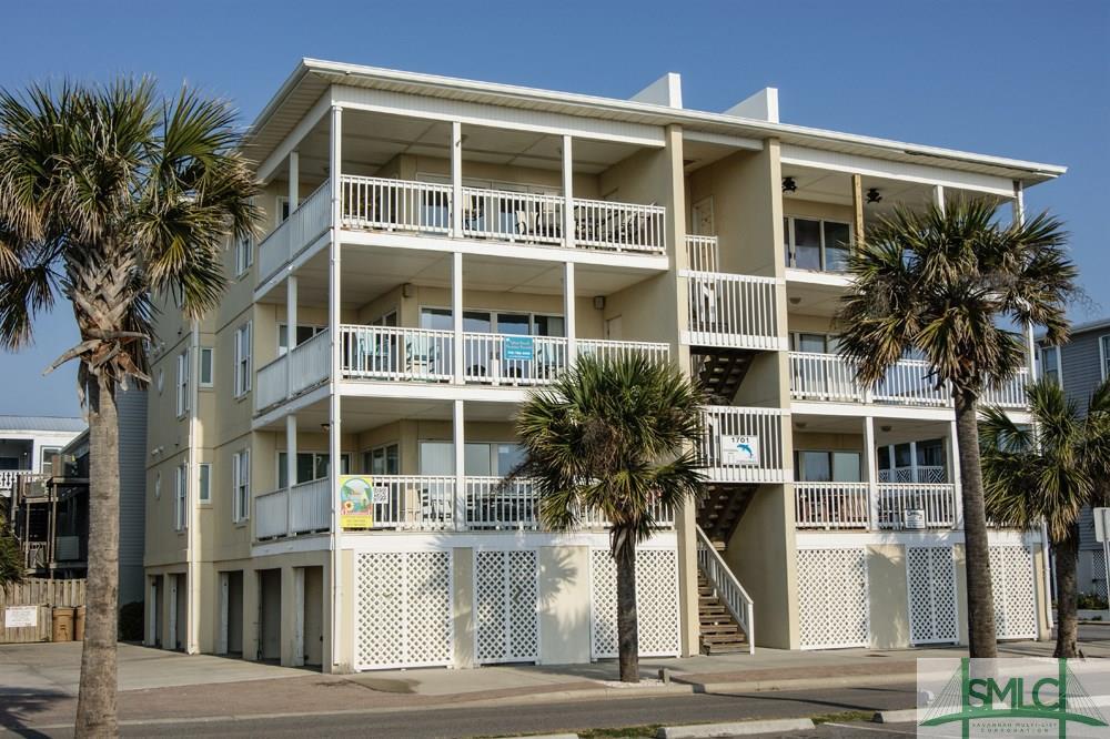 1701 Strand Avenue - Photo 1