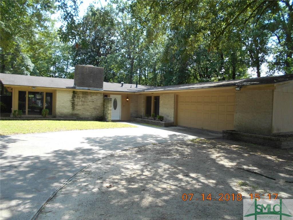 1929 Mills B Lane Boulevard - Photo 1