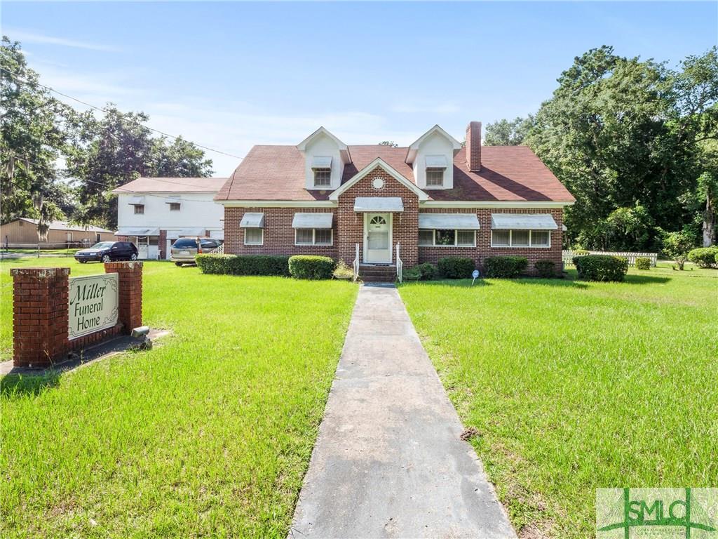 407 Main Street - Photo 1