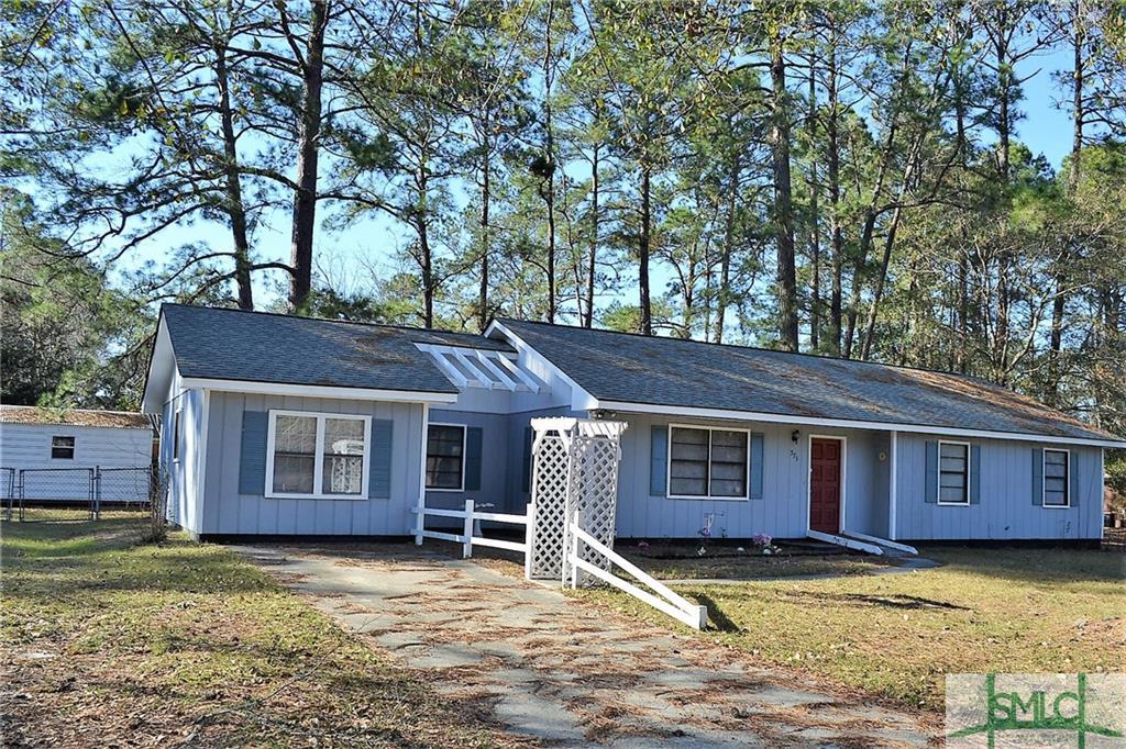 571 Huckleberry Lane - Photo 1