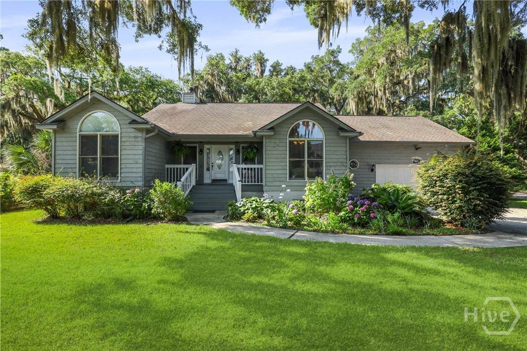 550 Strathy Hall Drive - Photo 1