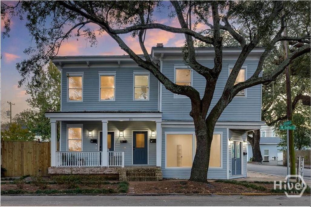 221 Duffy Street - Photo 1