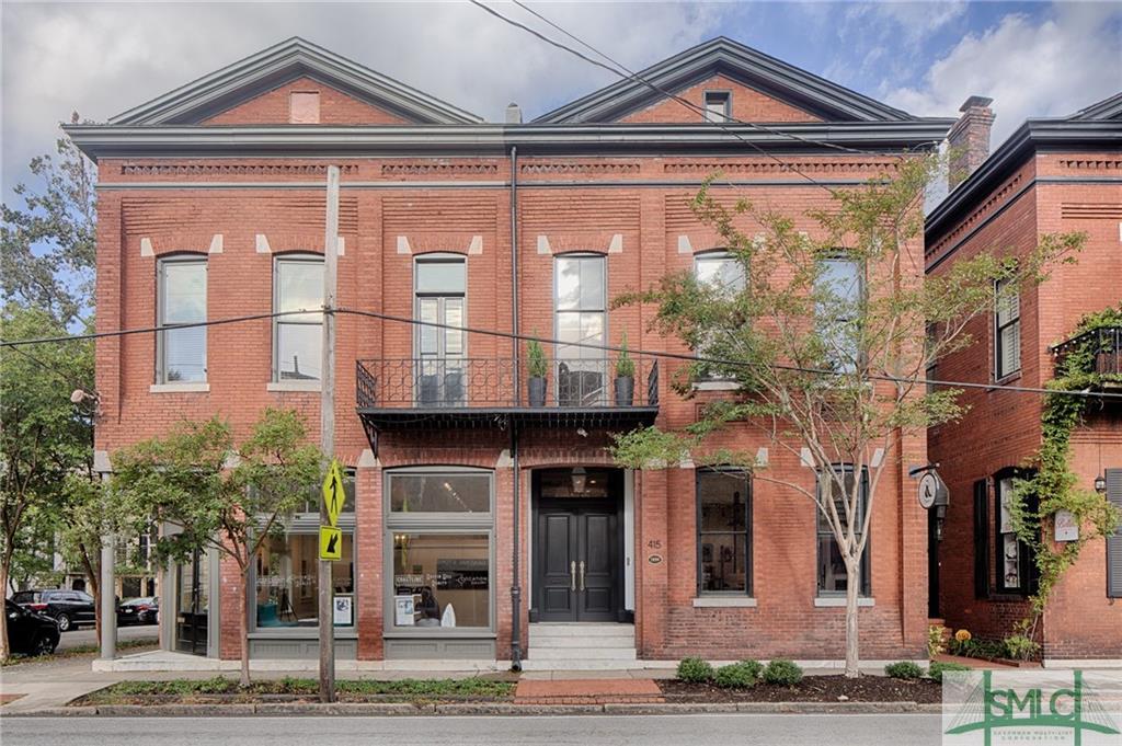 415 Whitaker Street - Photo 1