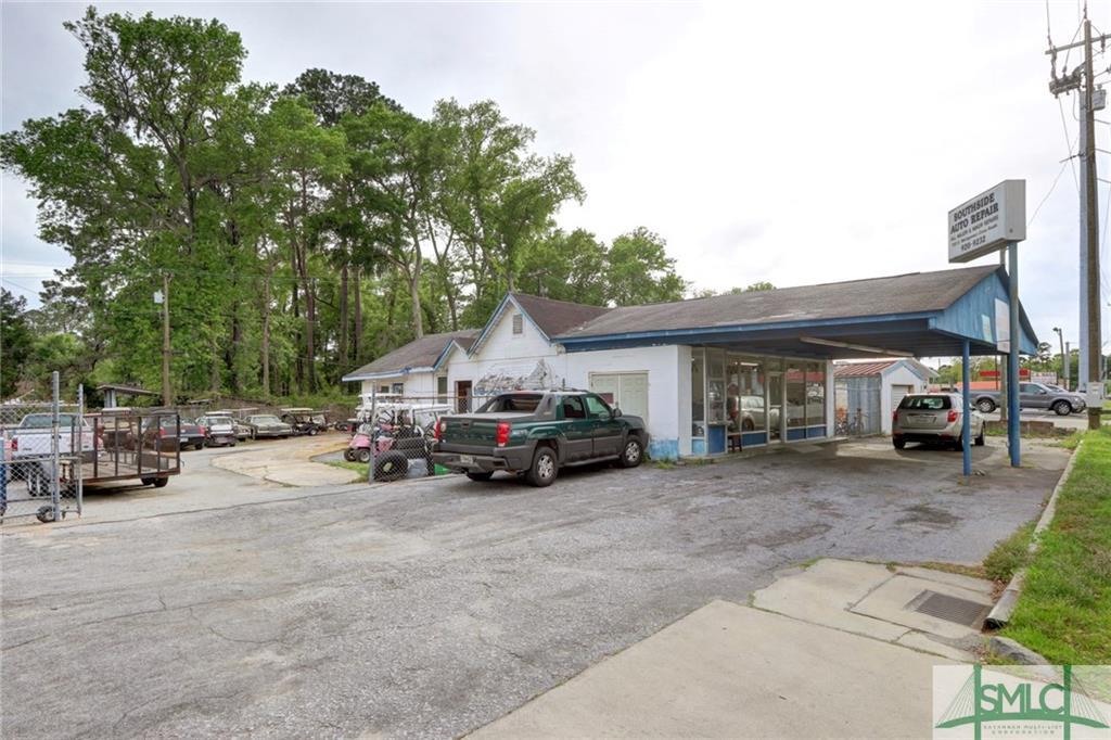1123 Montgomery Xrds Road - Photo 1