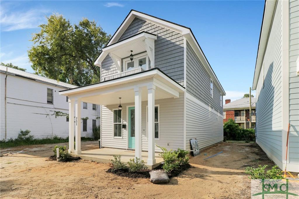 731 39th Street - Photo 1