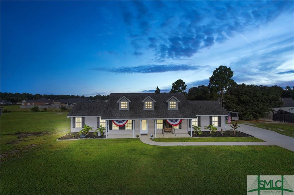672 Parish Loop - Photo 1